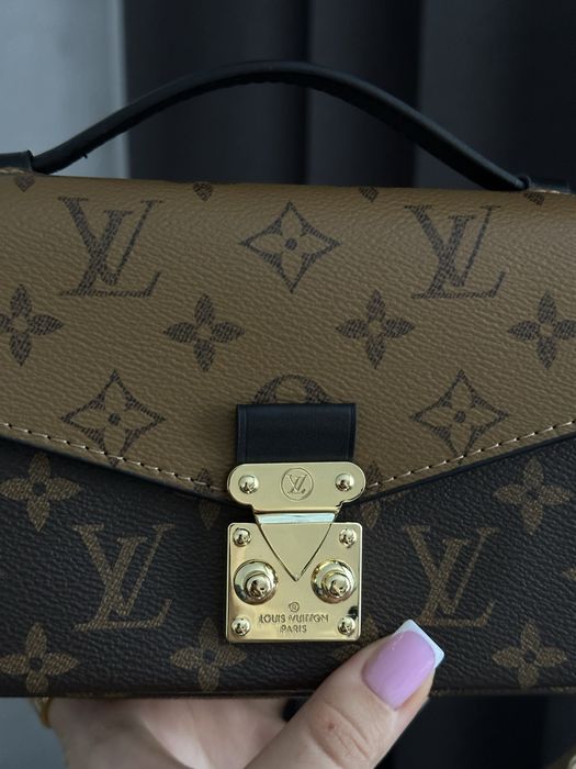 Сумка шкіряна Louis Vuitton Pochette Metis , LV