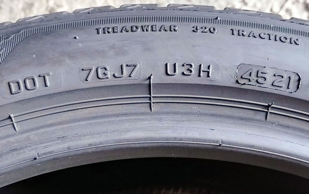 Шини літні R18 225/45 Bridgestone Turanza T005