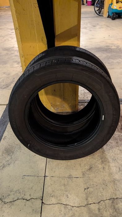 Par de Pneus Sonix Primestar 88 - 195/60 R16 89H (Semi-novos)