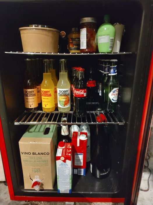 Witryna chłodnicza podblatowa Coca-Cola – lodówka