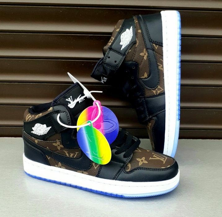 Nike collaboration Louis Vuitton кроссовки женские коричневые высокие