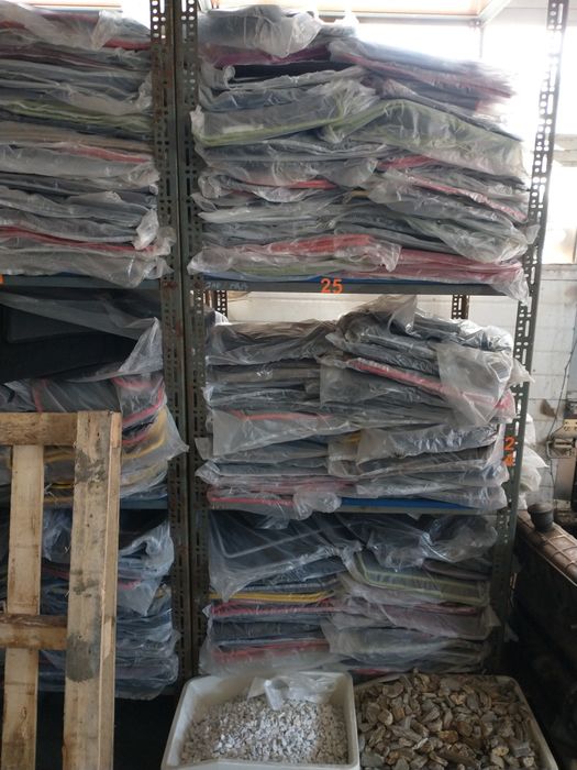 Nowy komplet dywaników sprzedaż hurtowa