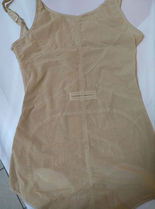 Утягуюча грація боді з утяжкою живота комбінація опт роздріб дропшиппі