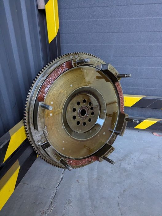 Маховик д260 МТЗ 1221 Корзина МТЗ Маховік Зчеплення мТз 1221 1523