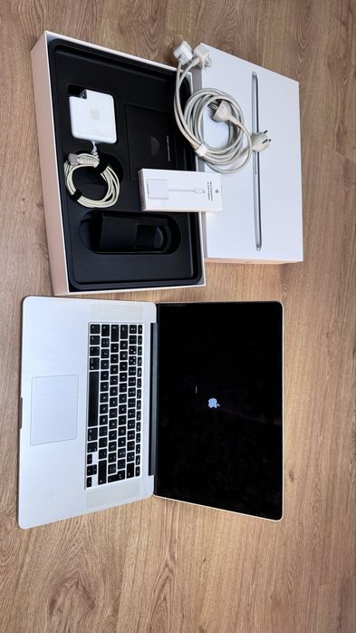 Mac book pro 15 “ ano 2014