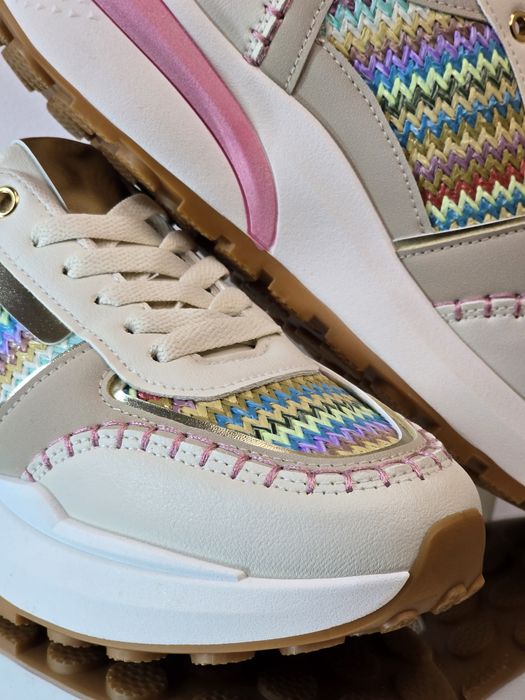 Sportowe wiosenne buty damskie nowe rozmiar 40