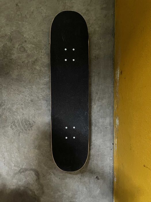 Skate completo Globe (pouco uso) | pronto a andar