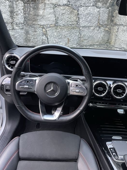 Mercedes-Benz A180d AMG line Aut. 61000 kms