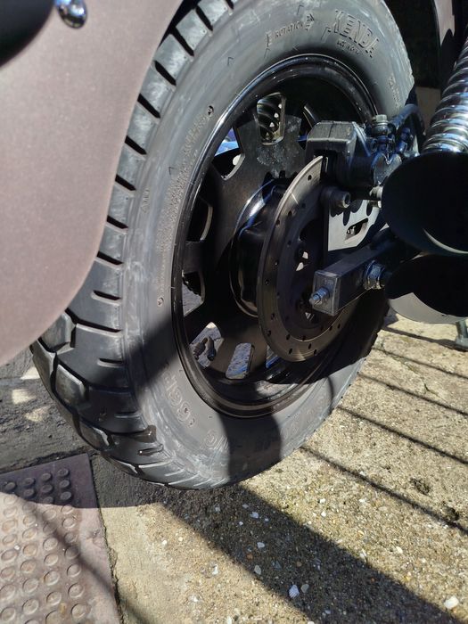 Vendo moto 125 a trabalhar bem