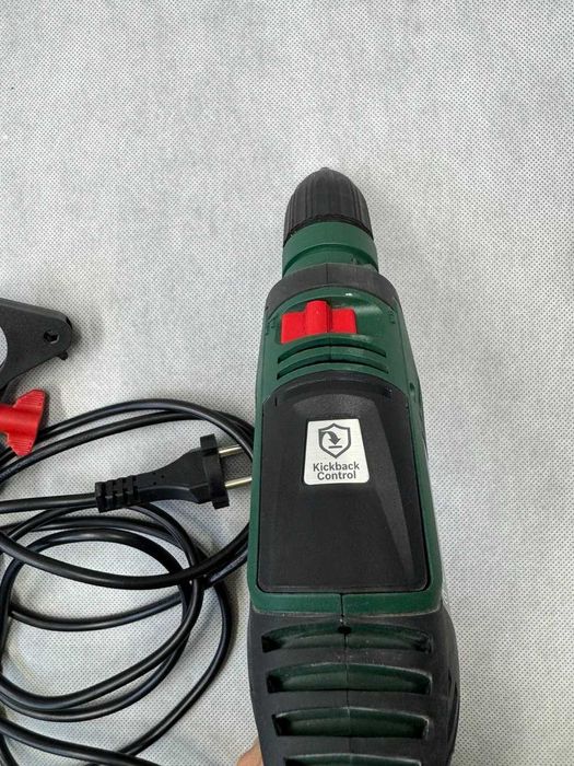 Wiertarka udarowa Bosch UniversalImpact 230 V 800 W