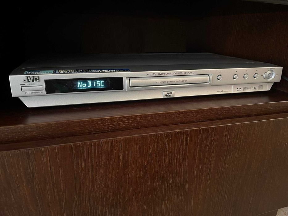 DVD JVC (nunca utilizado)