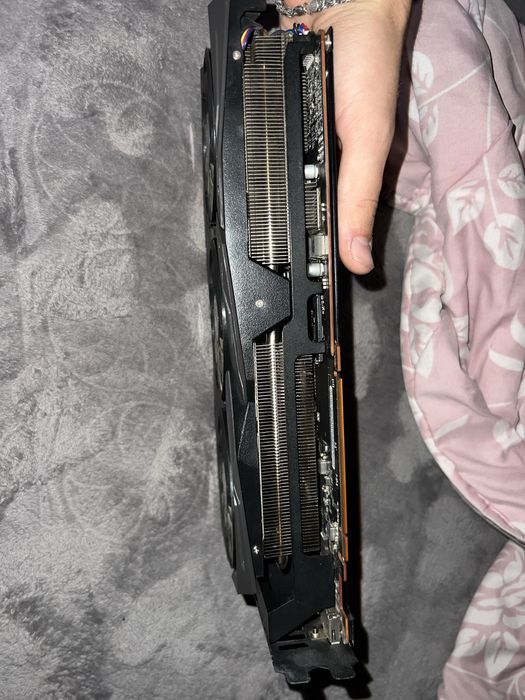 Відеокарта RX5700XT 8GB  ASUS ROG Strix