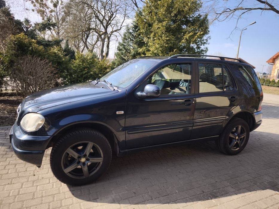 Mercedes ML 2.7 CDI automat, Hak