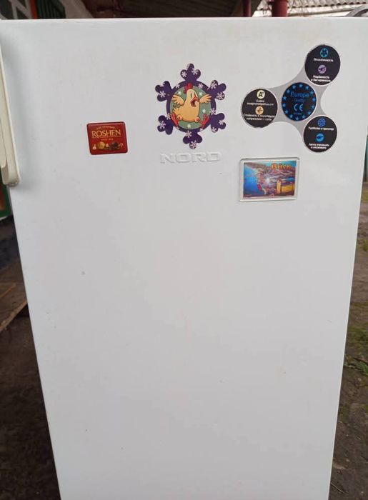 Продам холодильник