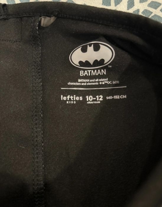 Fato carnaval batman 10-12 anos Lefties  (usado 1 vez)