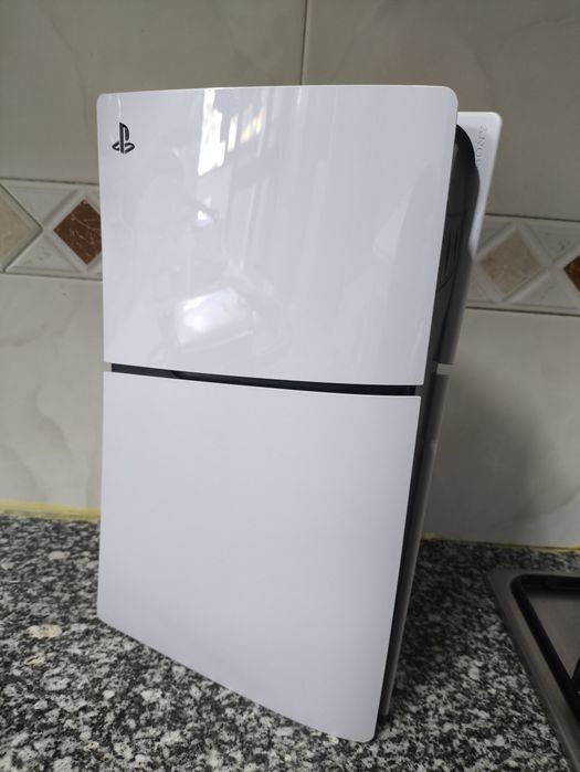 Playstation 5 slim 1Tb
