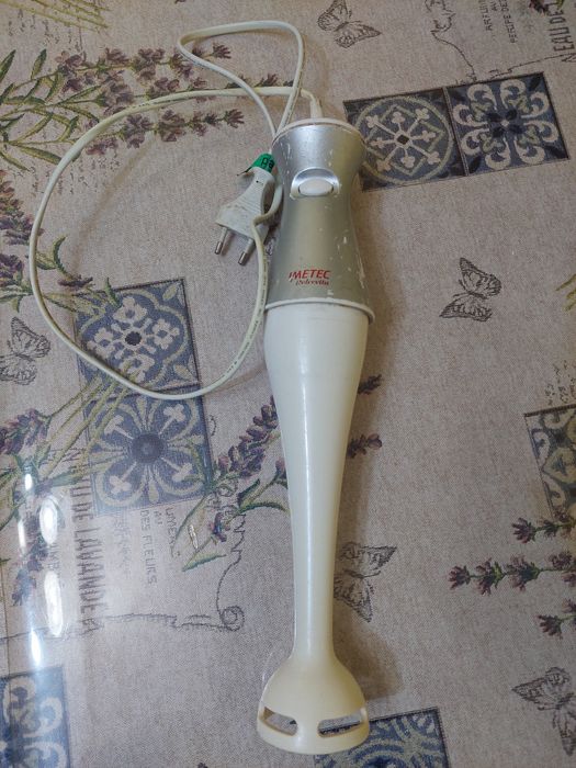 Блендер Imetec Dolcevita