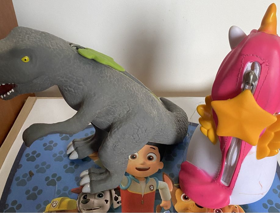 Estojo de Lápis de Silicone Dinossauro ou unicórnio