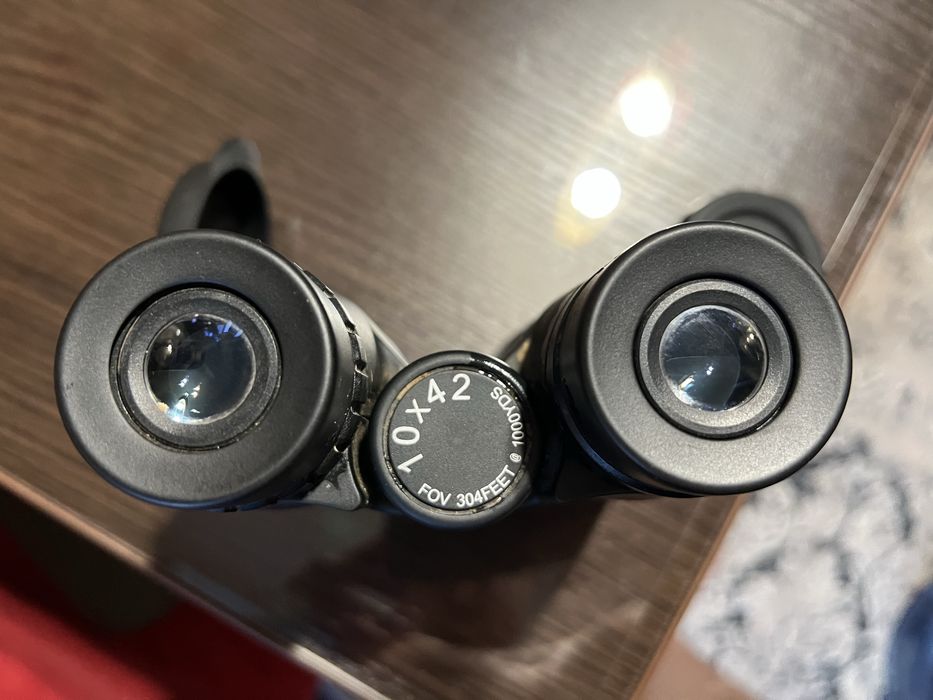 Бінокль xd precision 10x42