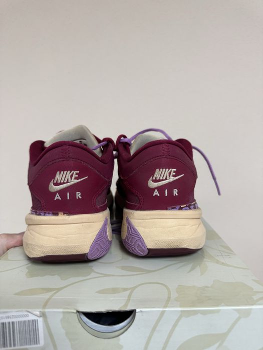 Nike zoom Freak 5, PG 1, Lebron