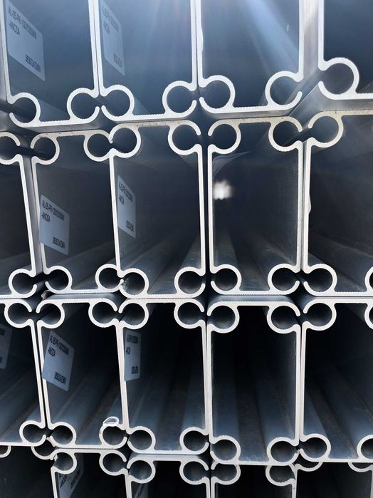 Profil aluminiowy 130 x 67,5 x 3 mm – różne długości