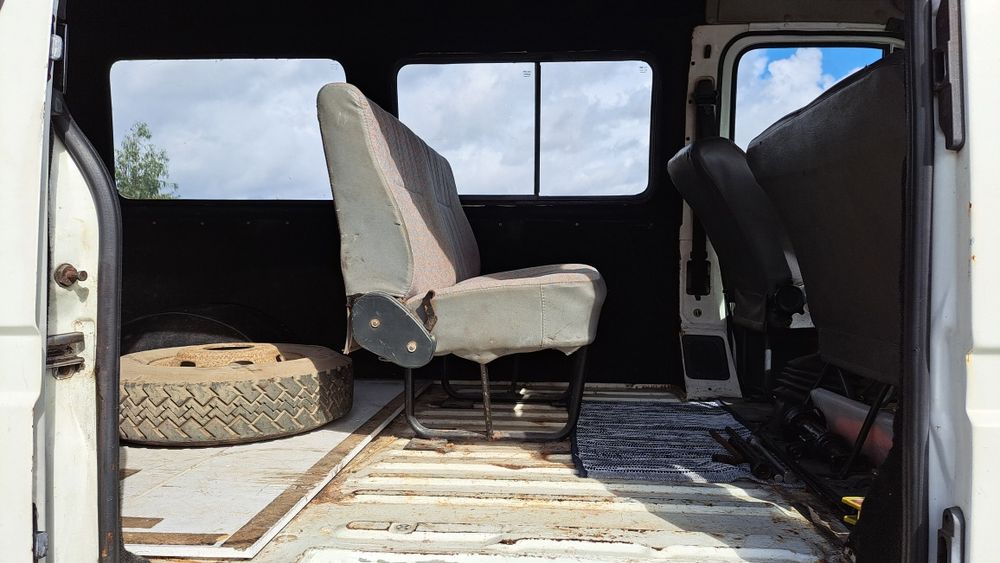 Ford Transit 2.5D 9 Lugares