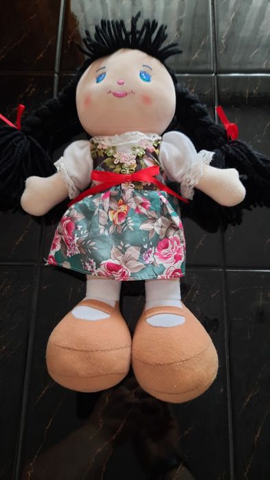 Lalka przytulanka góralka 36 cm.