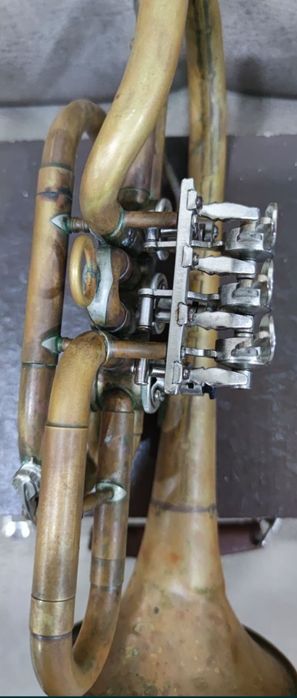 Корнет оркестровий у футлярі