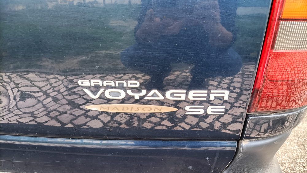 Chrysler Grand Voyager 2.5TD - 7 Lugares Quinta do Conde • OLX Portugal