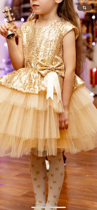 Сукня святкова на дівчинку 116-122