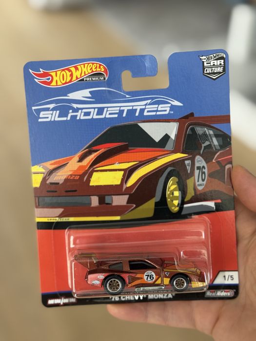 Hot Wheels Premium Silhouettes ’76 Chevy Monza Racing Chevrolet BELL