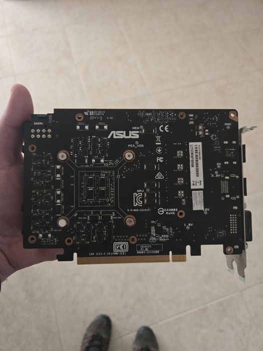 Asus 1660 super com caixa