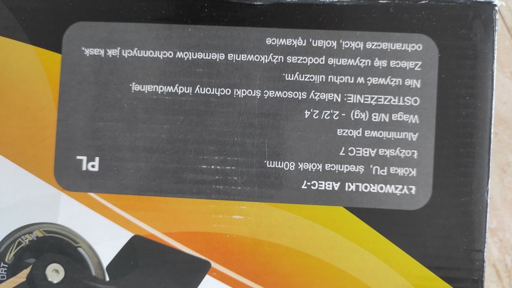Łyżworolki 45 czarne złote 80mm nowe prezent