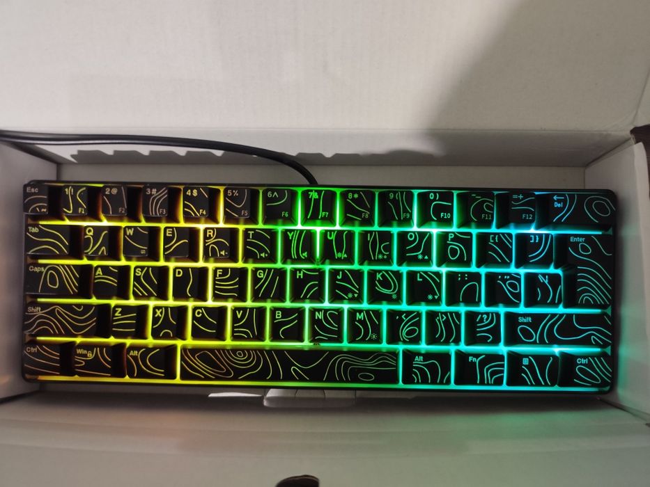 Нова клавіатура з підсвіткою