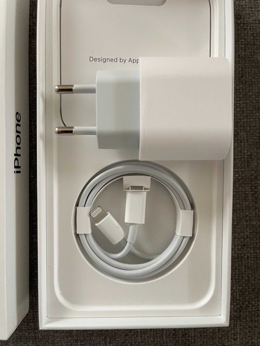 Oryginalna szybka ładowarka do Iphone 20W+kabel USB-C Lightning 1 M