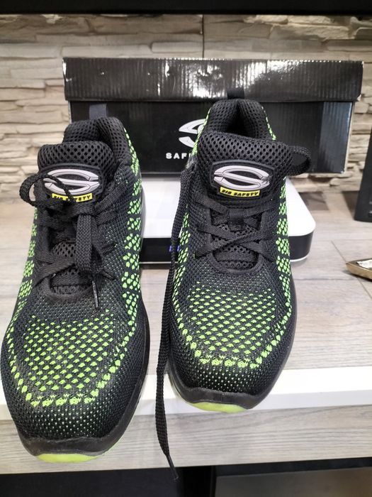 Buty robocze damskie.