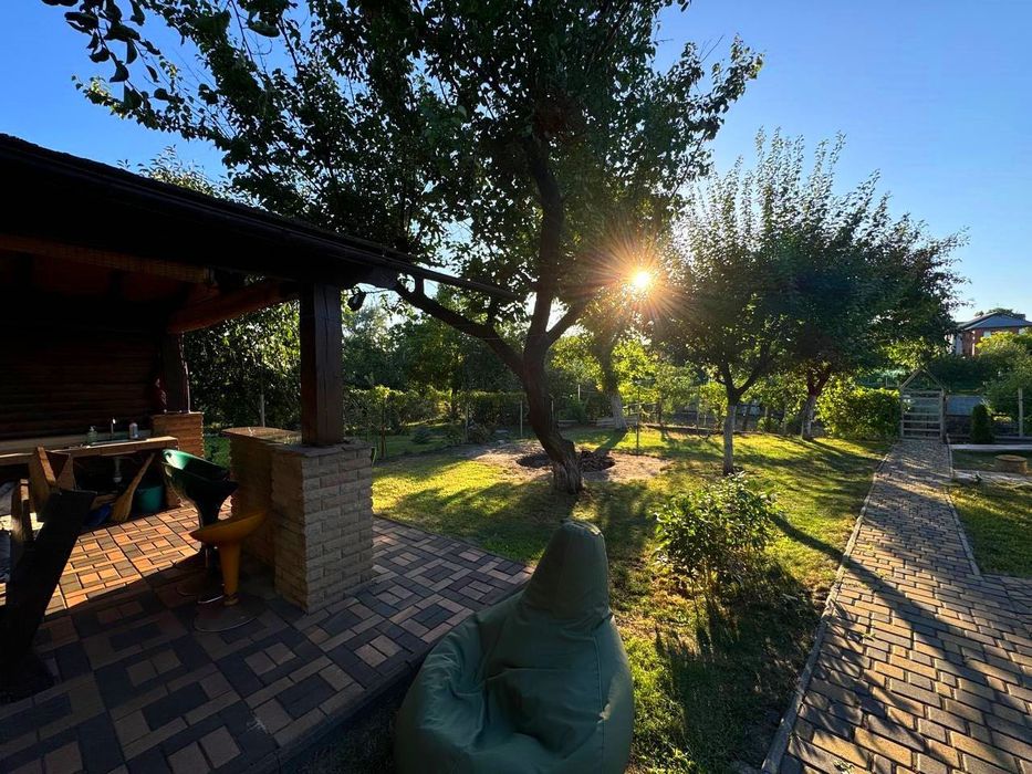 Продаж дачі ЄрмолаЇвка, свій берег річки