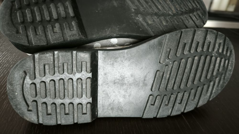 Sznurowane buty glany,jak Martensy, r.39