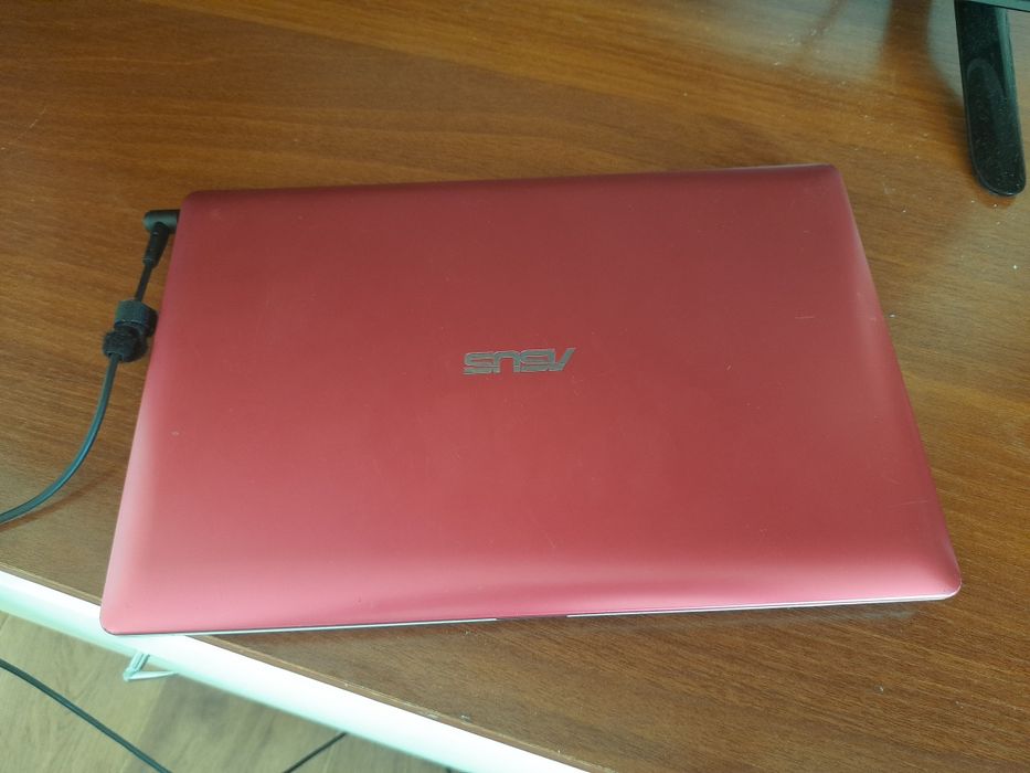 Продам ноутбук Asus: 950 грн. - Ноутбуки Черкаси на Olx