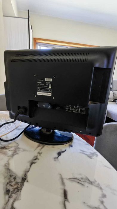 LCD TV / Monitor Crown Alcd 1910/51 Pedrouços • OLX.pt