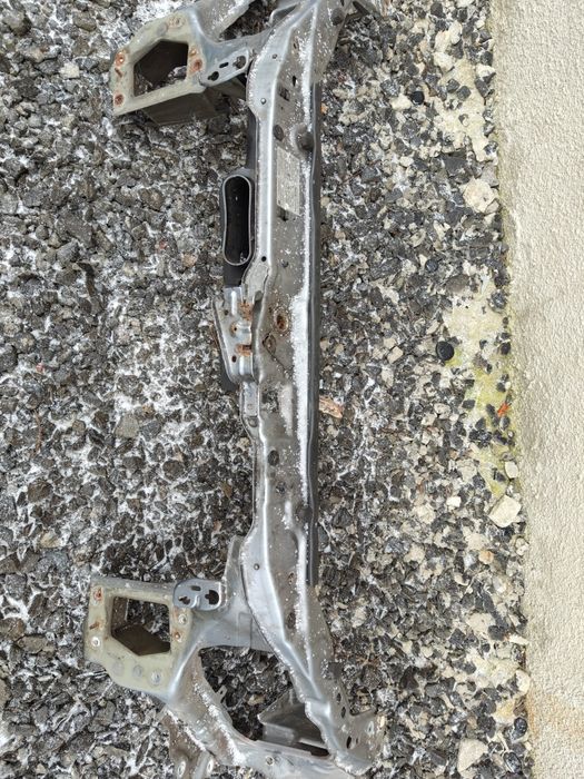 Pas przedni podłużnica podłużnice wzmocnienie opel Vectra c lift