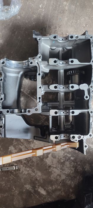 Części silnikowe Honda SC59E