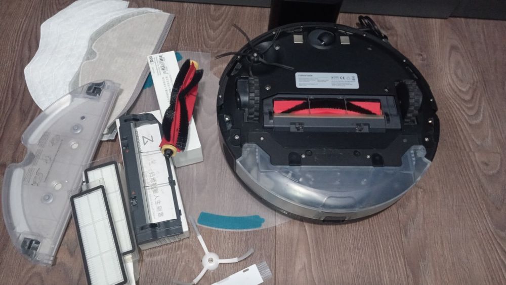 Продам робот пилосос Xiaomi Roborock S6 Max V