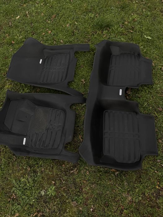 Килимки в салон та багажник Ford Explorer 5 (2010–2019)