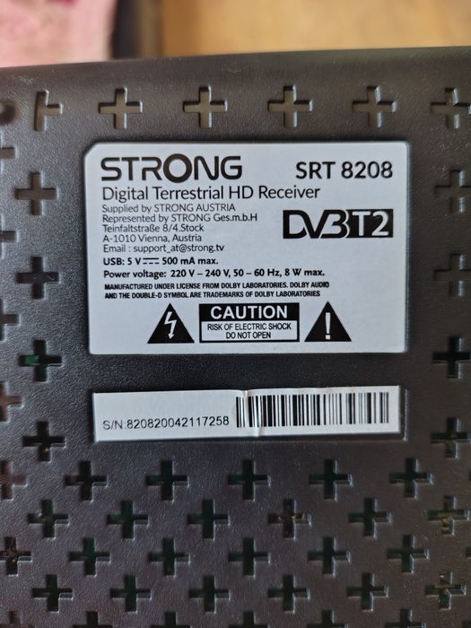 Dekoder dvbt2 - STRONG SRT 8208