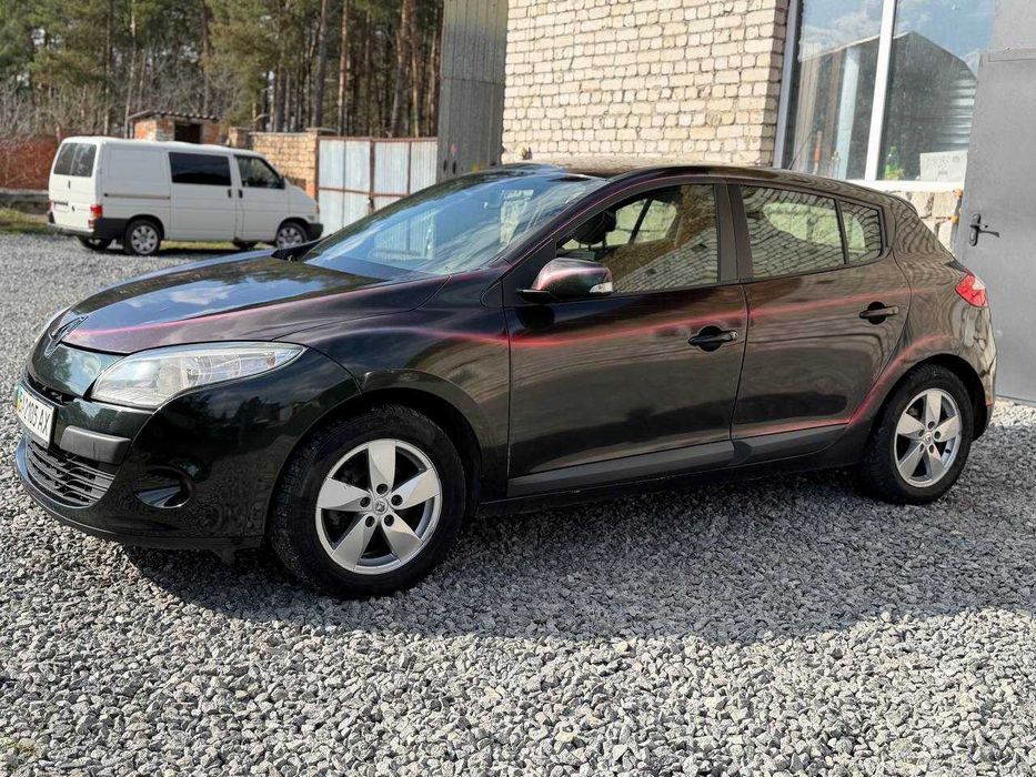Renault Megane 3, 2011, 1.6 газ/бензин (обмін/кредит)