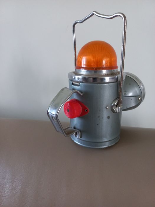 Latarka,sygnalizator