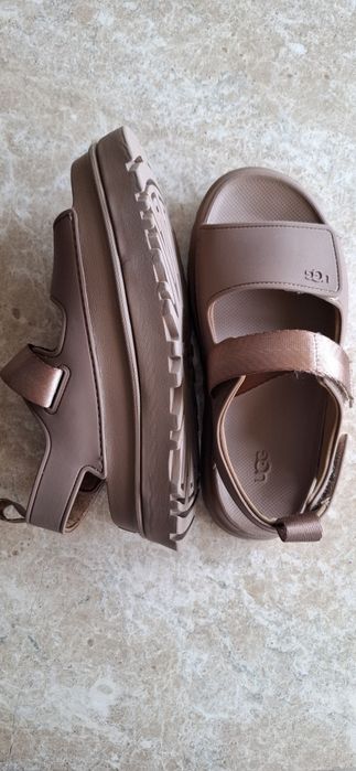Жіночі сабо UGG W Goldenstar Clog (BRWN)