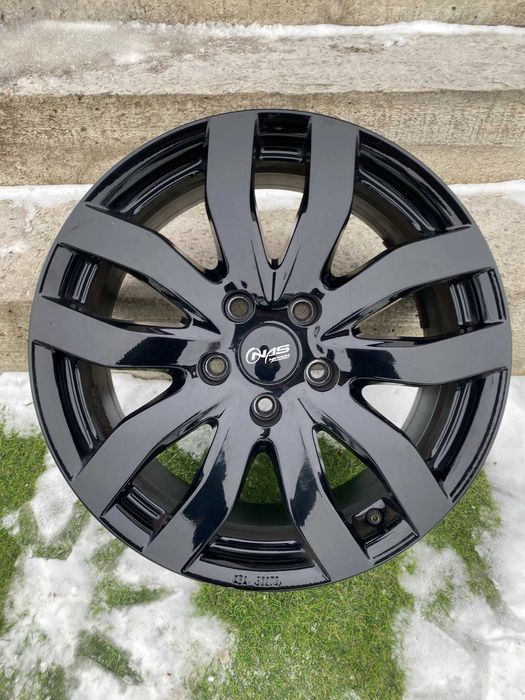 Диски  R17 5x114.3 ET50 7J Kia Renault Hyundai