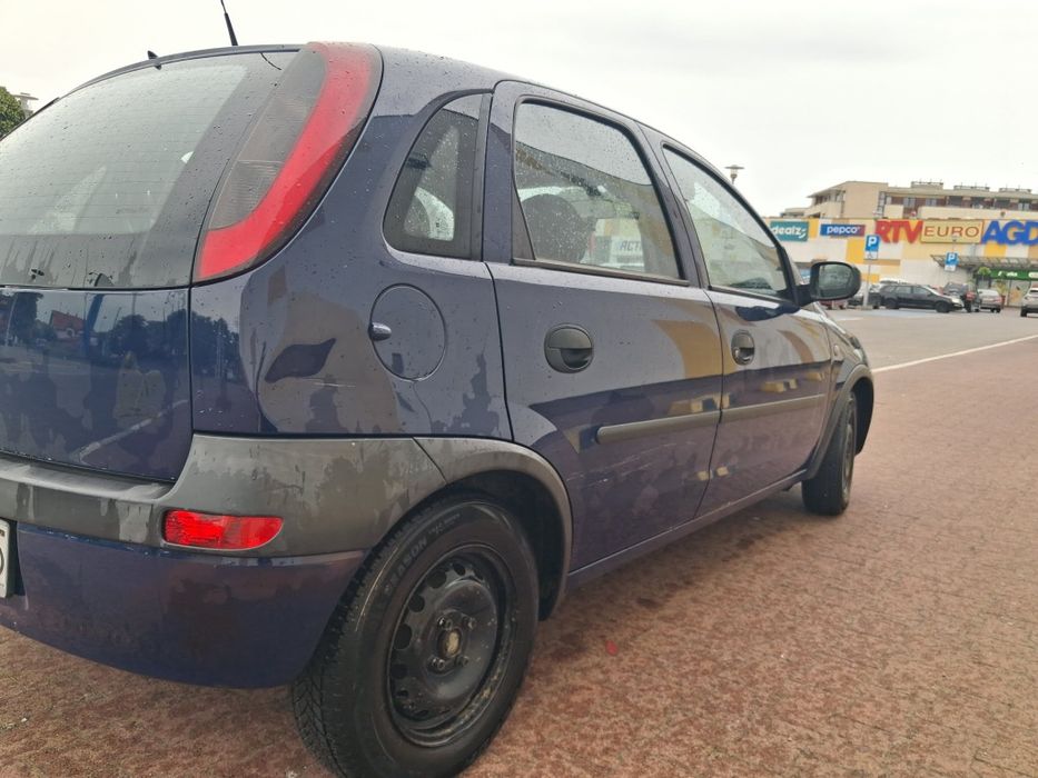 Opel Corsa 1 .0 benzyna